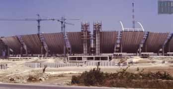 Bari 35 anni fa: la storia e le foto inedite della costruzione dello stadio San Nicola